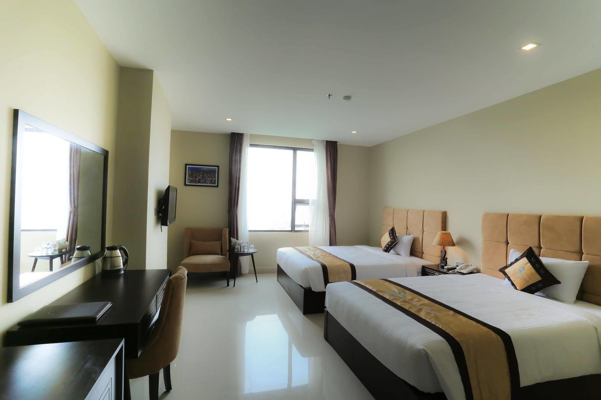 Ocean Haven Hotel Da Nang Exterior photo