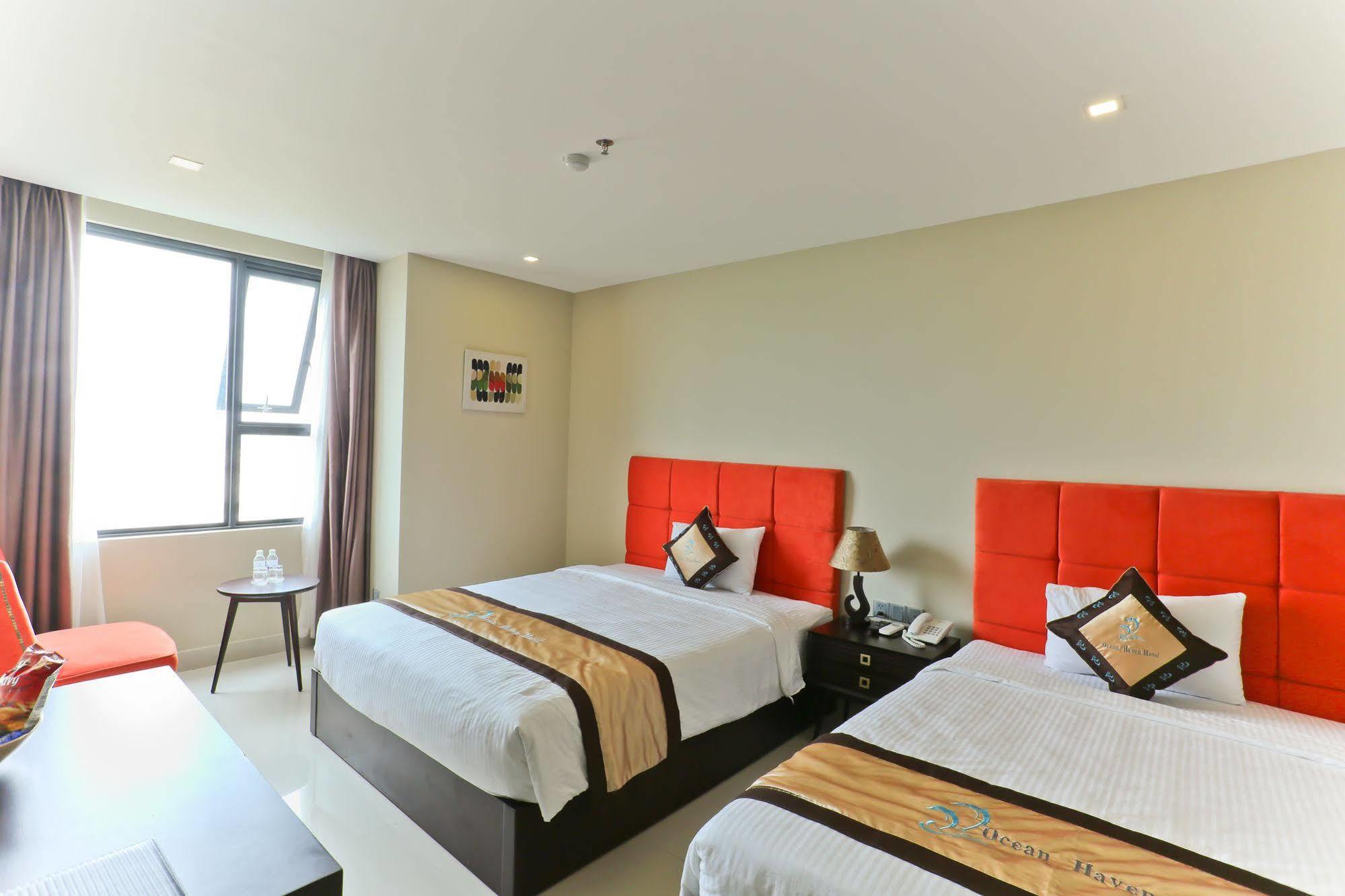 Ocean Haven Hotel Da Nang Exterior photo