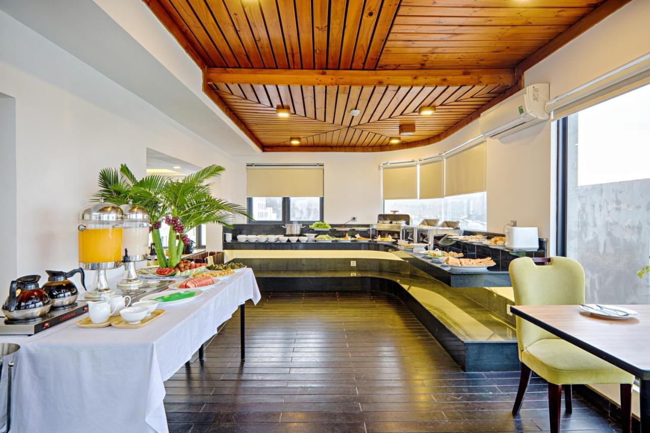 Ocean Haven Hotel Da Nang Exterior photo